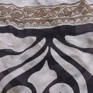 Vtg?tri-tone?silk chiffon damask pattern and horse motif